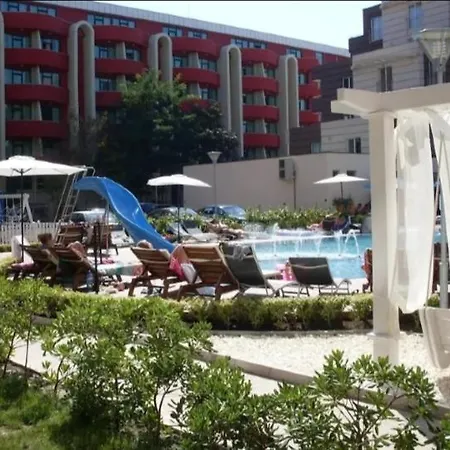 Admiral Plaza, & Apartman *