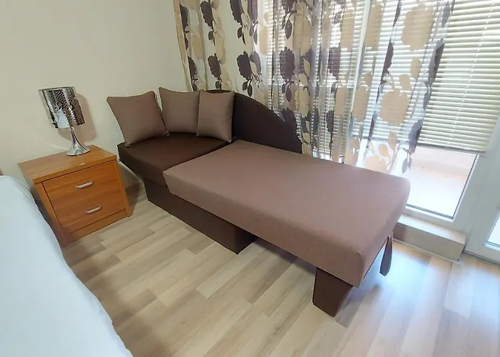 アパート Admiral Plaza, & *