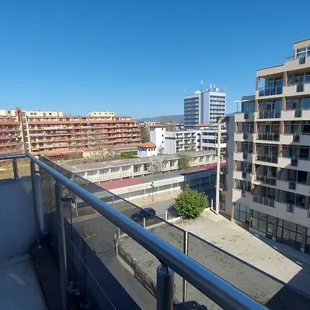 Admiral Plaza, & Appartement *